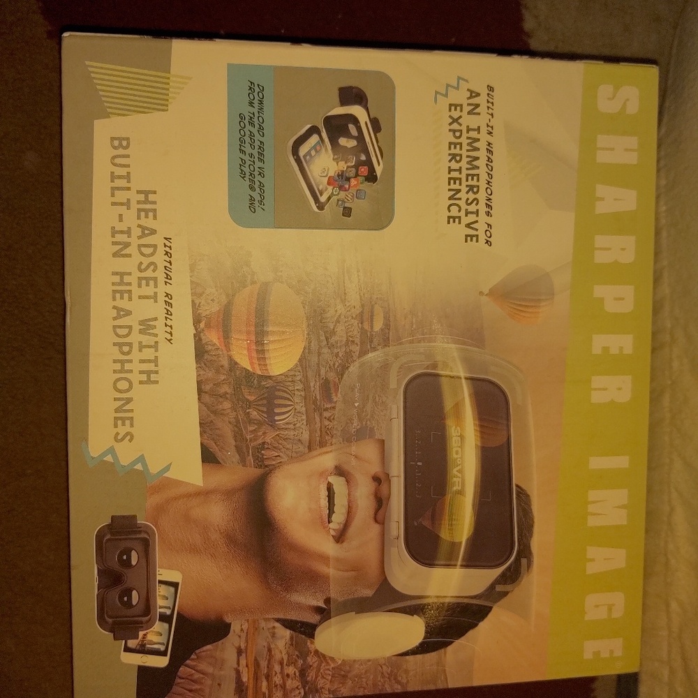 Virtual reality headset